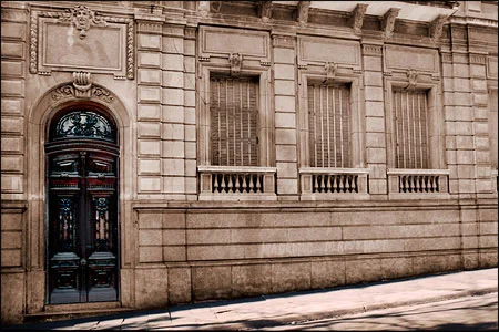 Buenos Aires: Farewell to Lucentini and a New Hydroponic Garden? Give me a break...